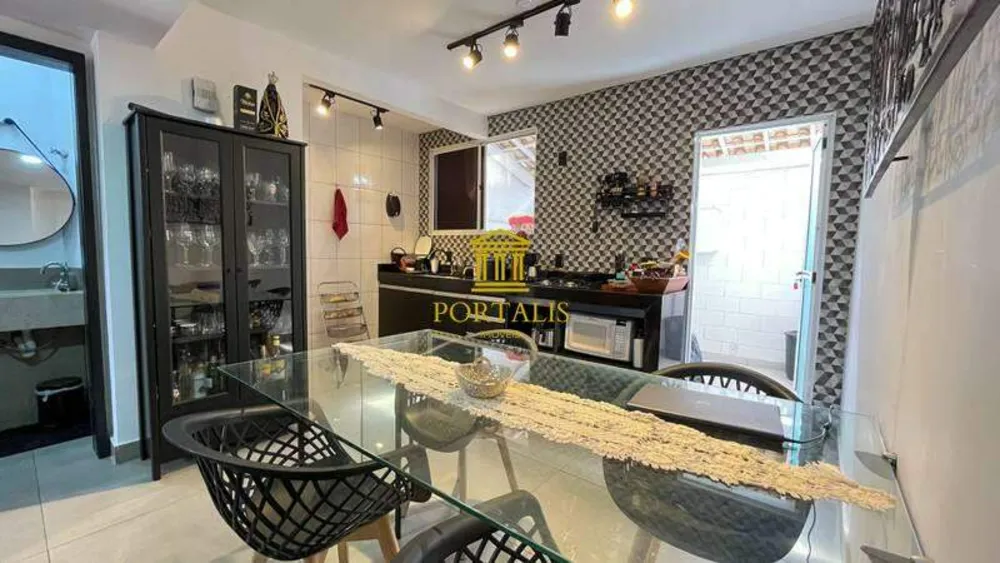Casa, 2 quartos, 65 m² - Foto 2