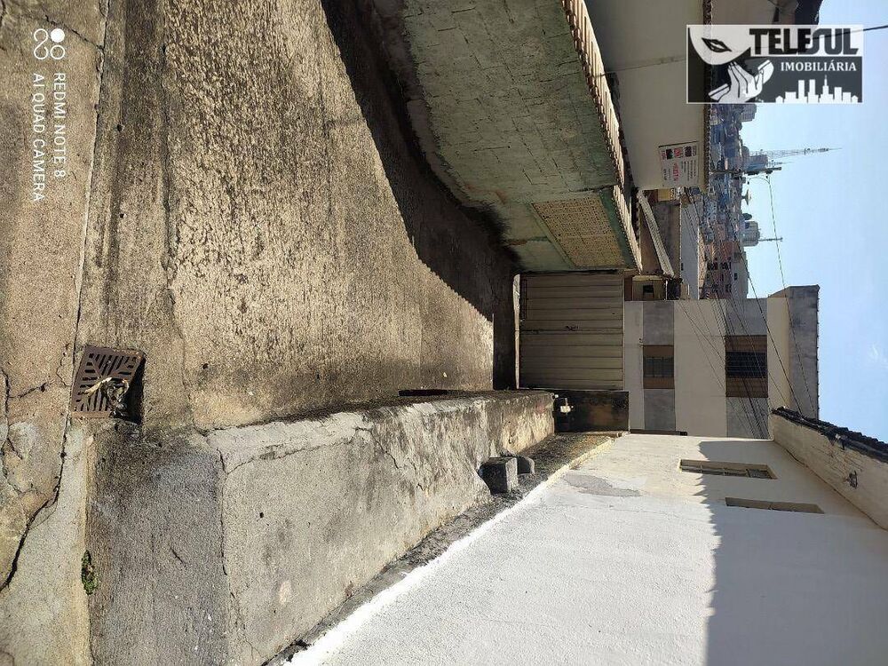 Casa à venda com 2 quartos, 250m² - Foto 6