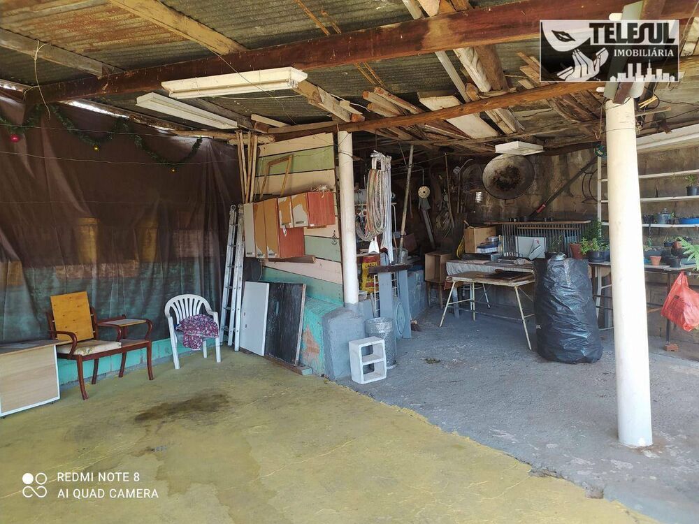 Casa à venda com 2 quartos, 250m² - Foto 3