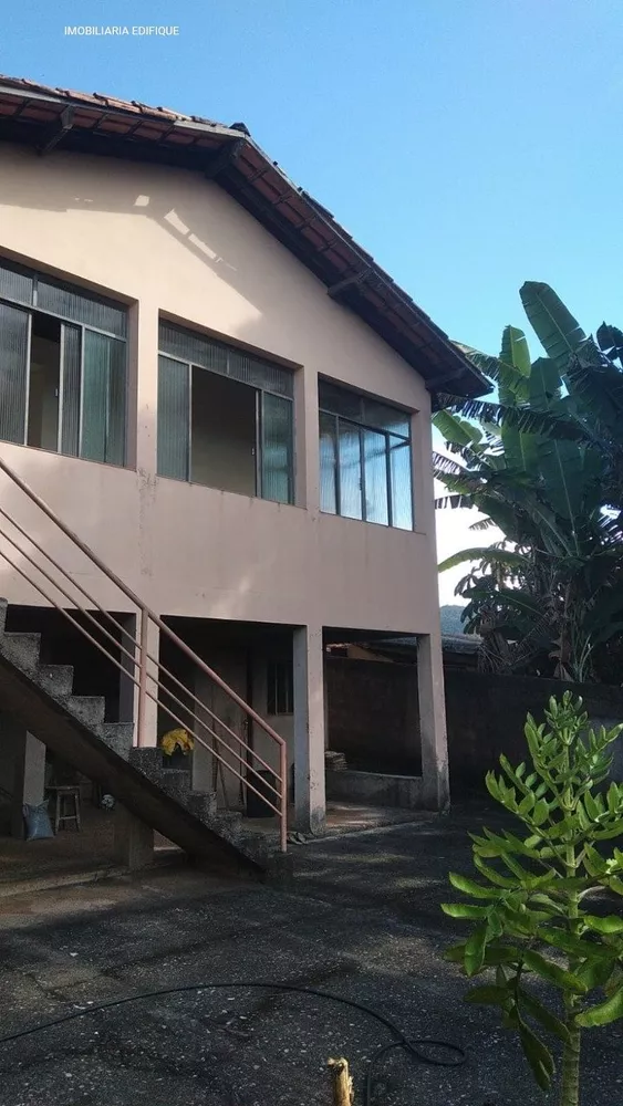 Casa à venda com 4 quartos, 144m² - Foto 15