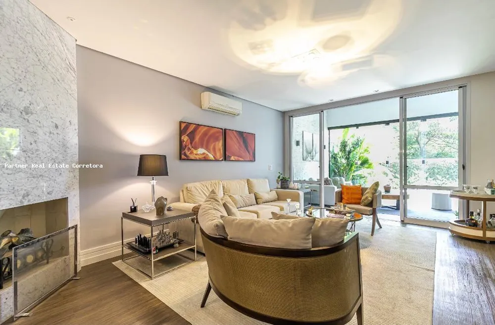 Apartamento, 3 quartos, 223 m² - Foto 1