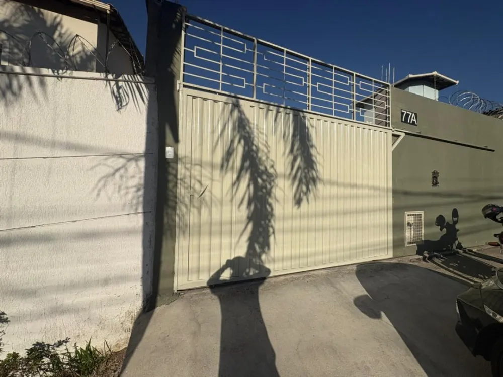 Casa, 3 quartos, 200 m² - Foto 1