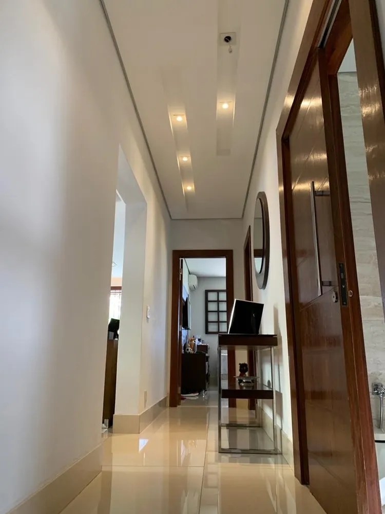 Casa, 5 quartos, 230 m² - Foto 2