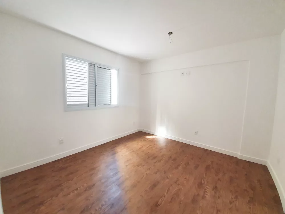 Apartamento à venda com 4 quartos, 100m² - Foto 2