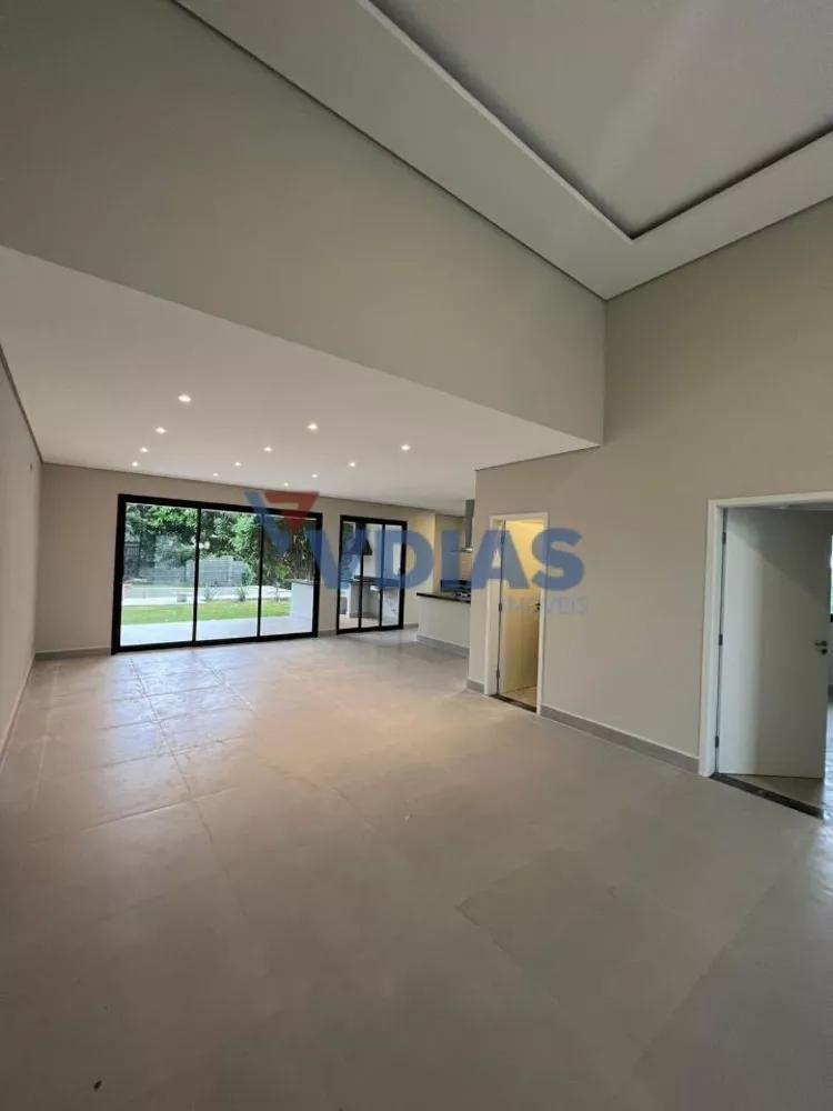 Chácara à venda com 3 quartos, 100m² - Foto 7