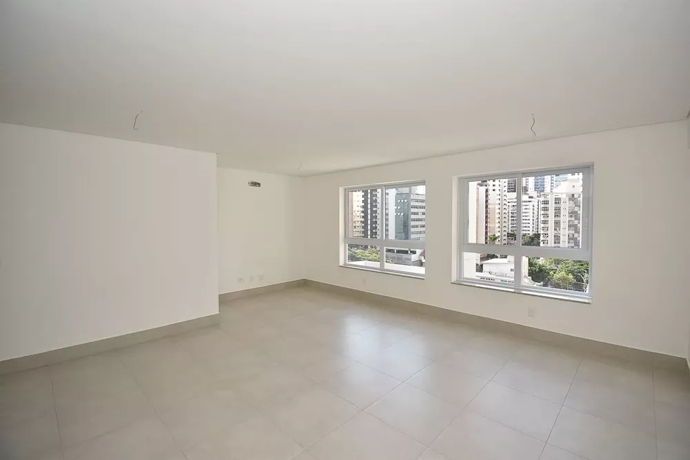 Apartamento à venda com 1 quarto, 42m² - Foto 1