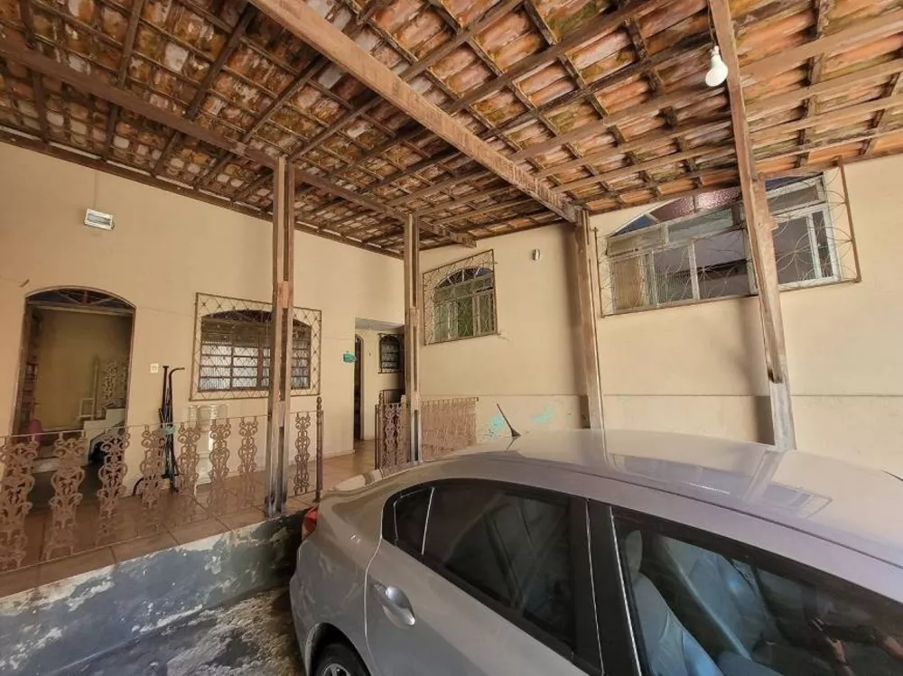 Casa à venda com 4 quartos, 186m² - Foto 14