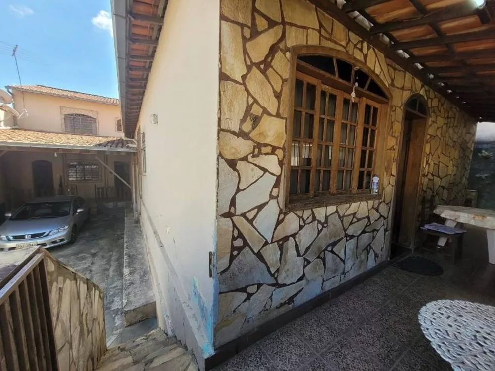 Casa à venda com 4 quartos, 186m² - Foto 16