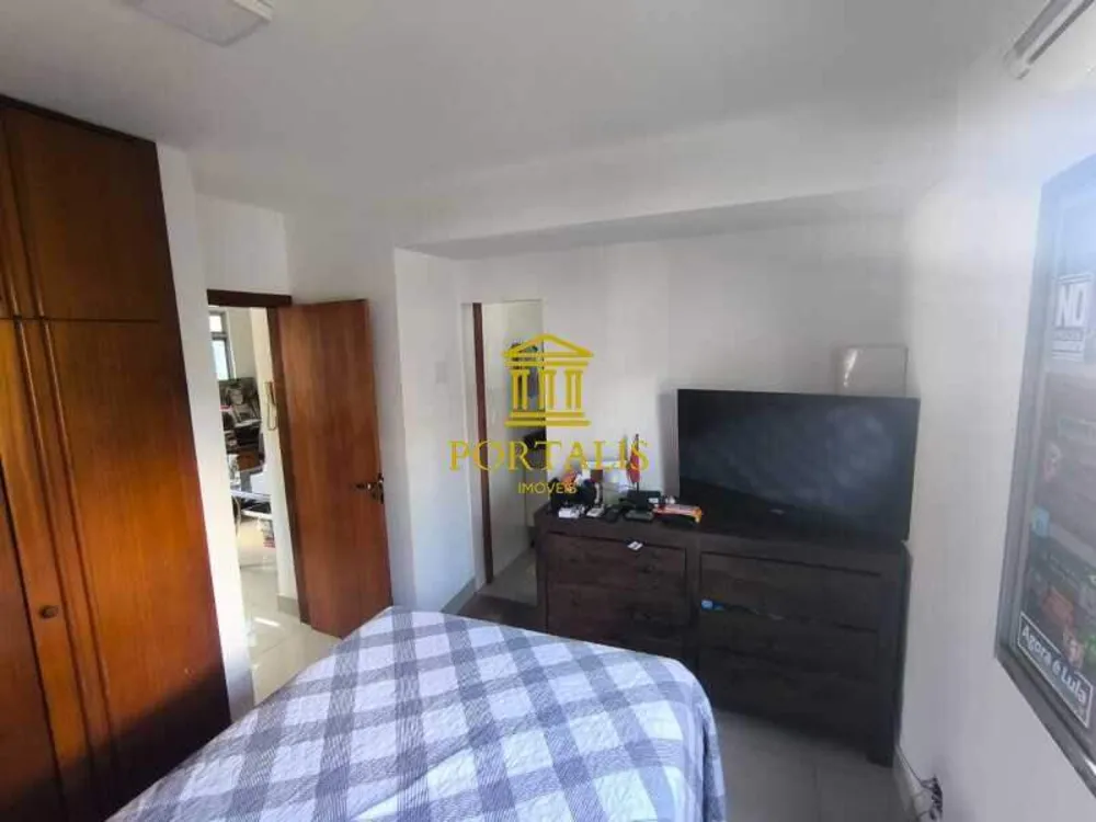 Cobertura, 4 quartos, 220 m² - Foto 11