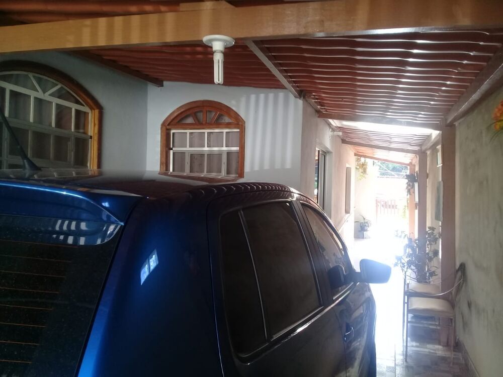 Casa à venda com 2 quartos, 120m² - Foto 1