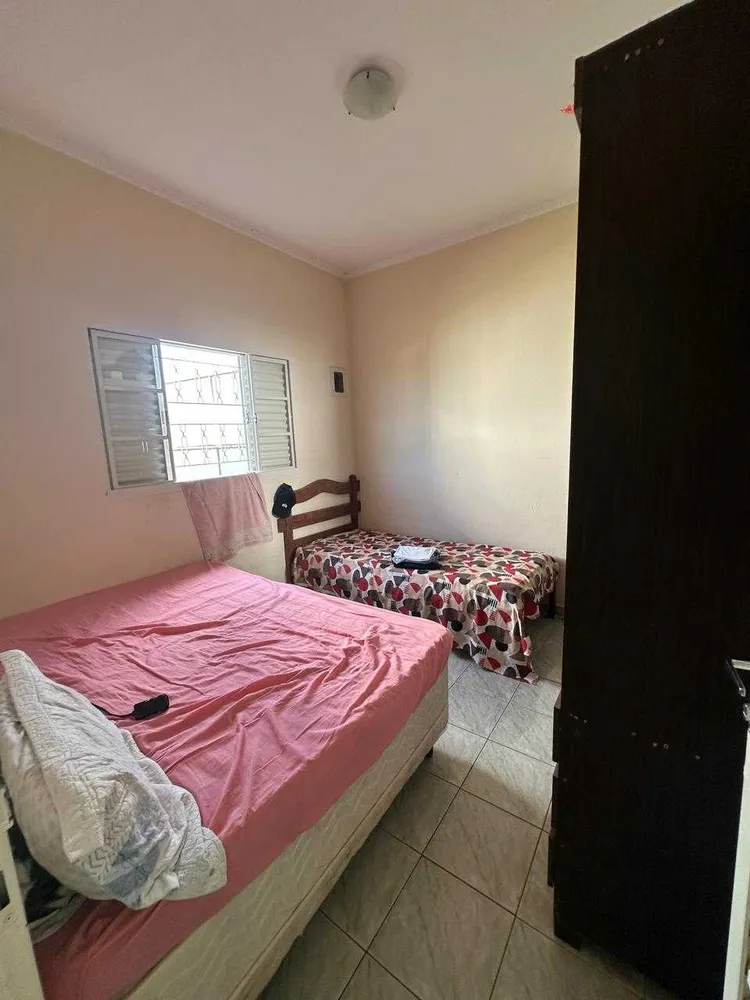 Casa, 3 quartos, 239 m² - Foto 4