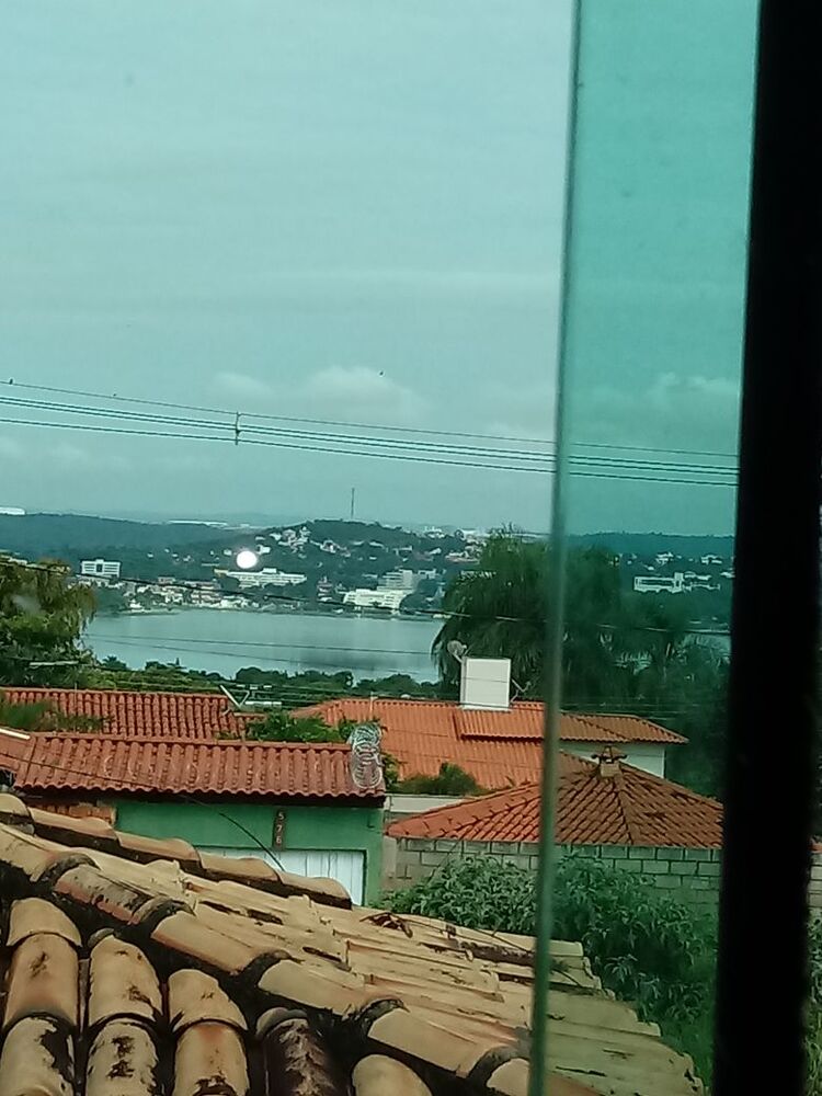 Casa à venda com 3 quartos, 320m² - Foto 1