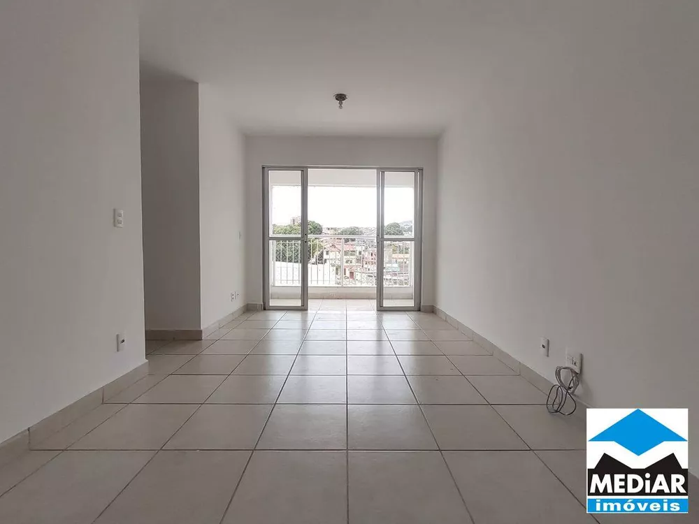 Apartamento à venda com 3 quartos, 70m² - Foto 1