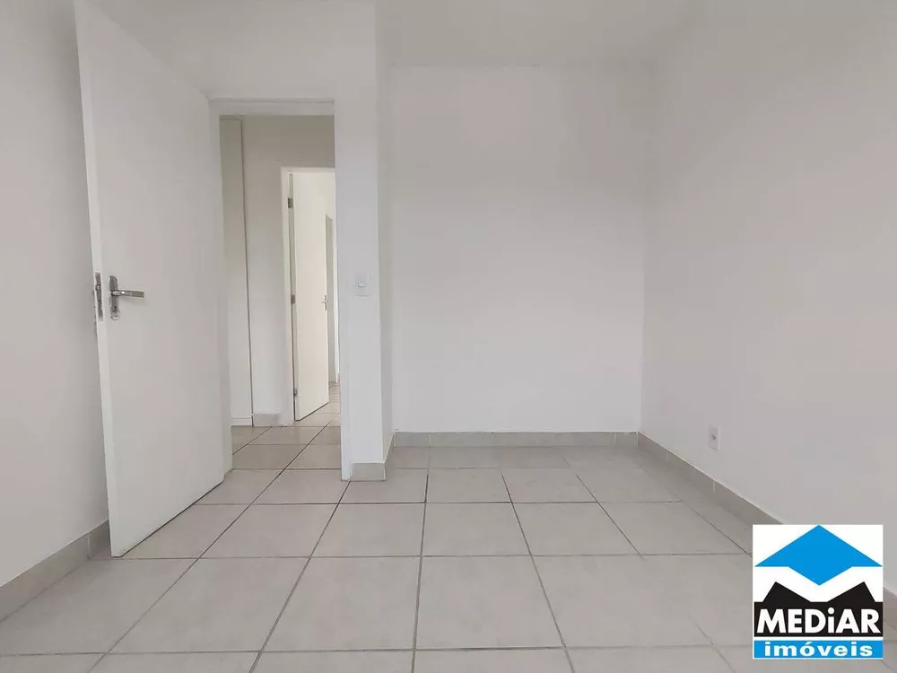 Apartamento à venda com 3 quartos, 70m² - Foto 7