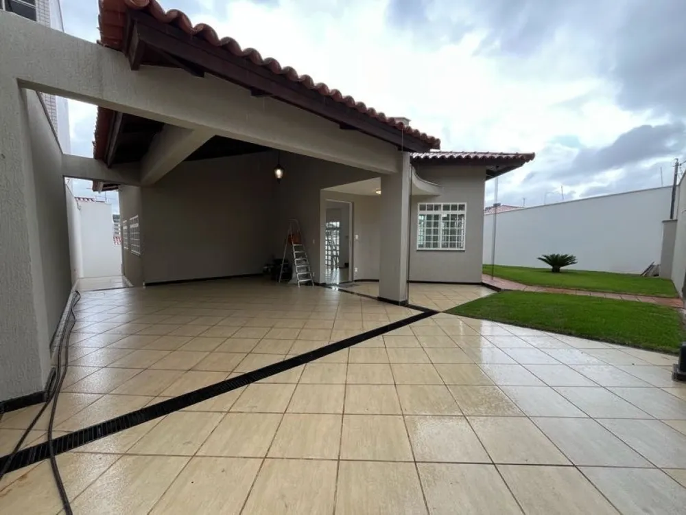 Casa, 3 quartos, 180 m² - Foto 1