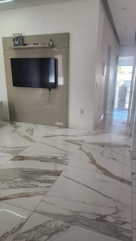 Casa, 3 quartos, 220 m² - Foto 1