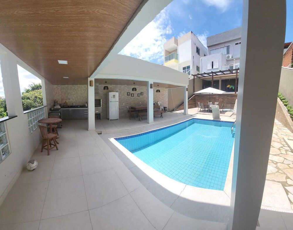 Casa de Condomínio à venda com 4 quartos, 340m² - Foto 2