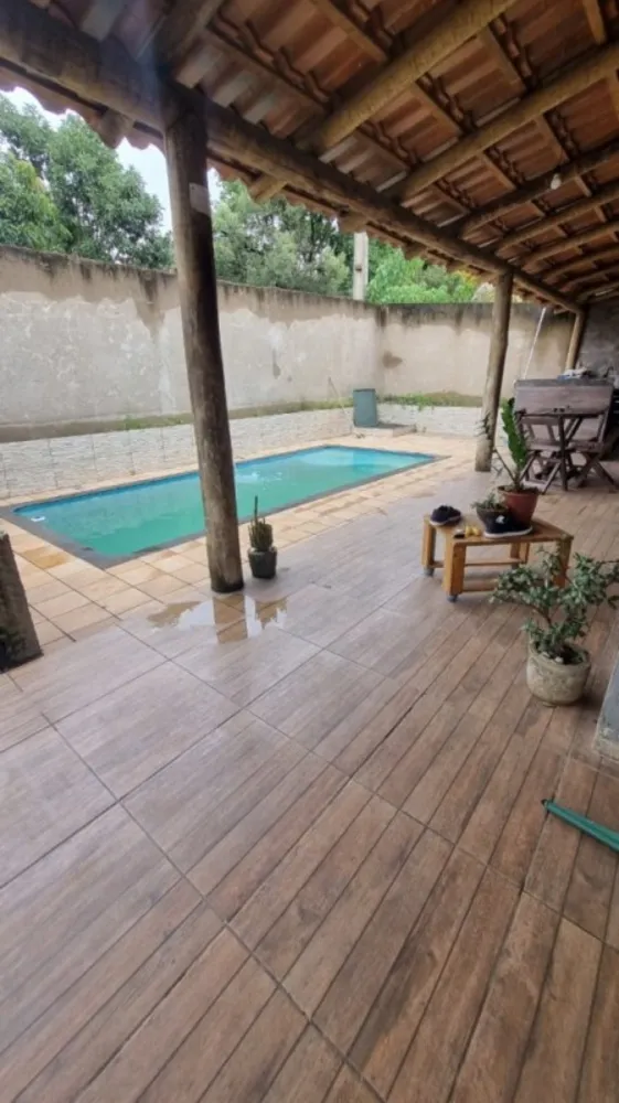 Chácara, 4 quartos, 600 m² - Foto 1