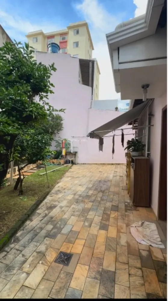 Casa, 4 quartos, 184 m² - Foto 1