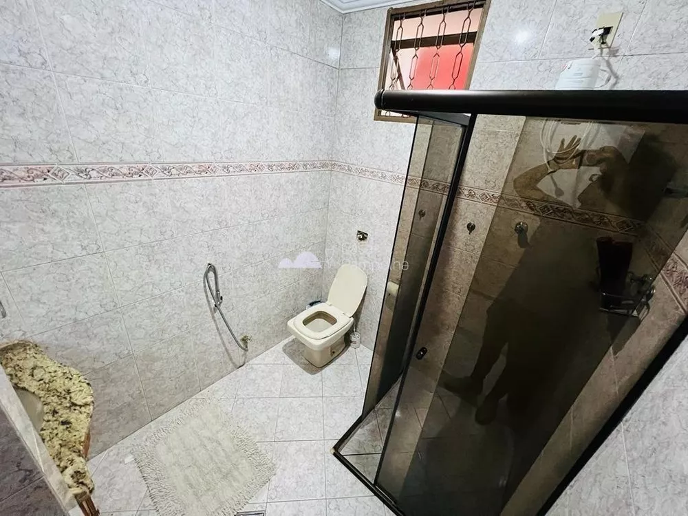 Casa à venda com 4 quartos, 360m² - Foto 16