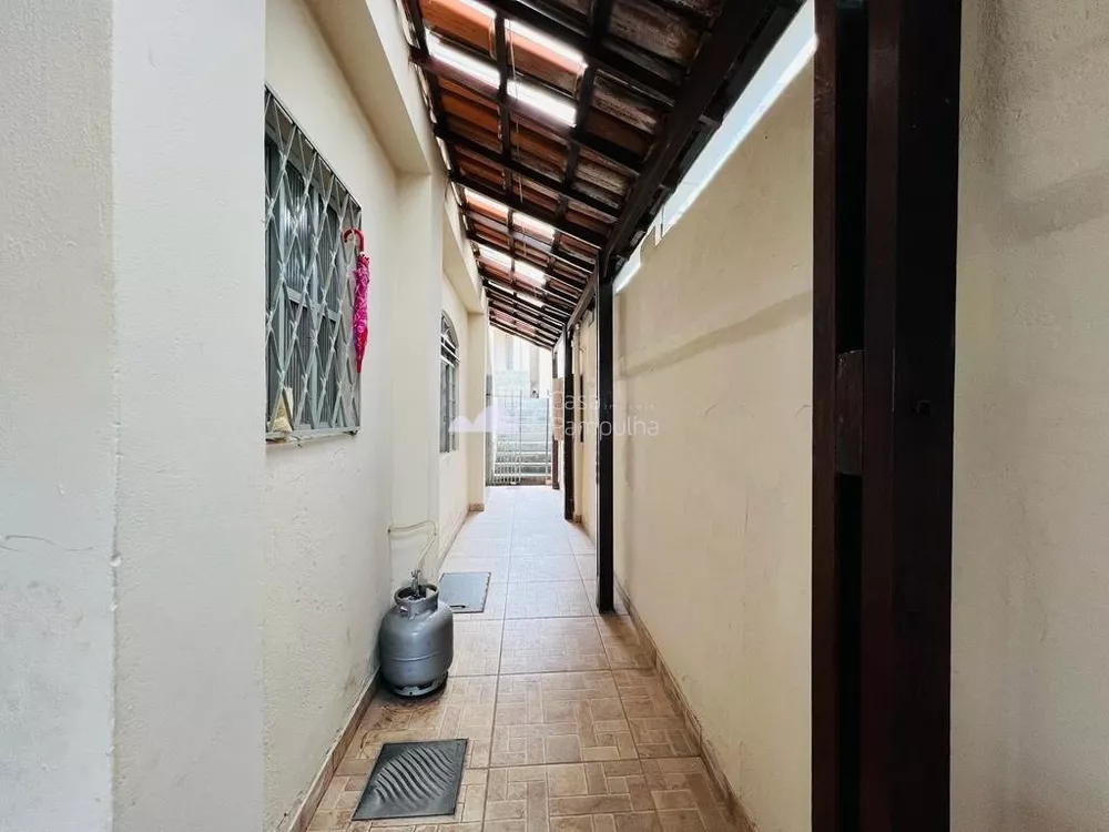 Casa à venda com 4 quartos, 360m² - Foto 5