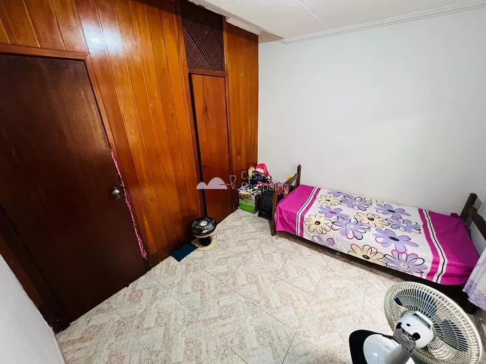 Casa à venda com 4 quartos, 360m² - Foto 18