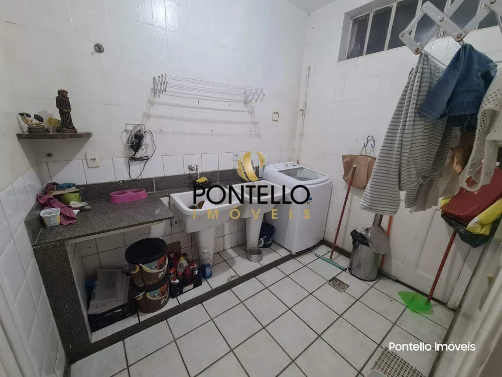 Casa, 5 quartos, 260 m² - Foto 9
