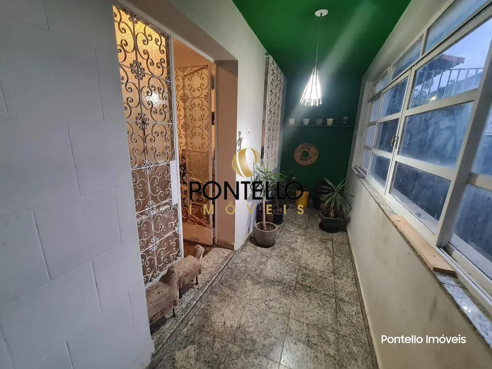 Casa, 5 quartos, 260 m² - Foto 3