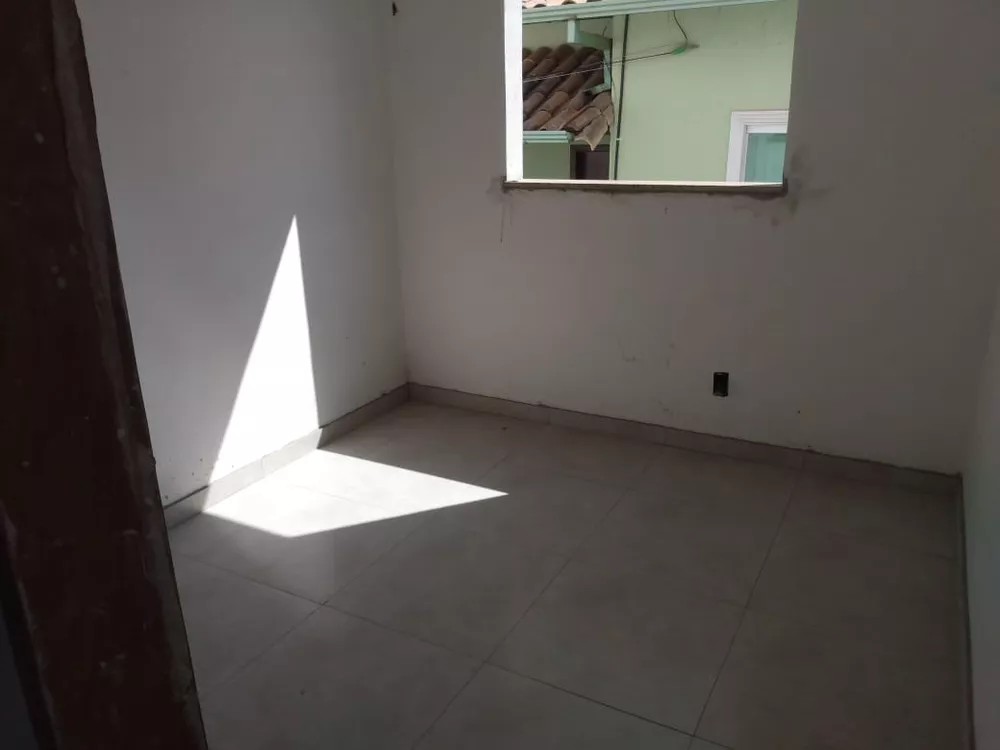 Casa à venda com 3 quartos, 88m² - Foto 8