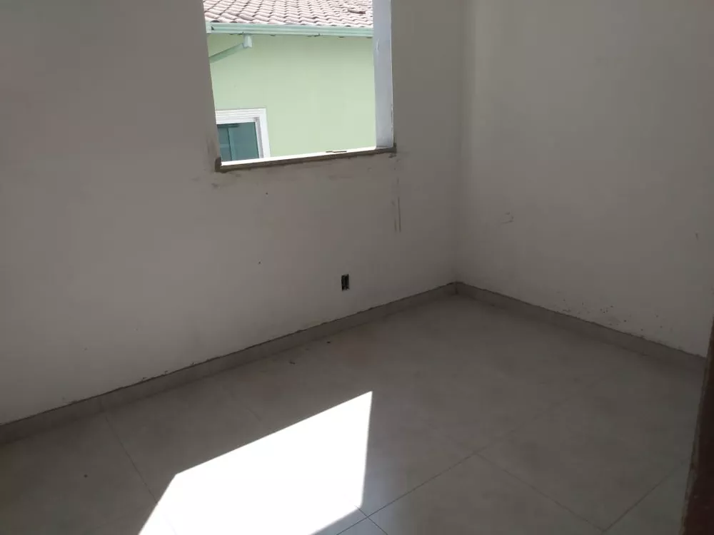 Casa à venda com 3 quartos, 88m² - Foto 7