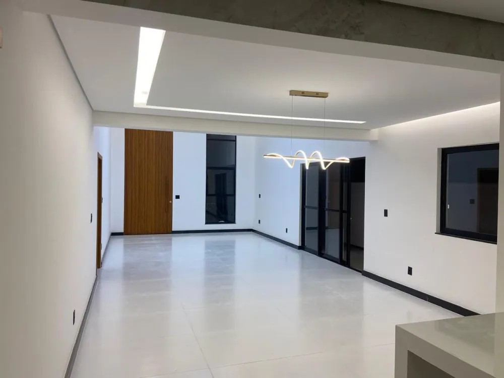 Casa, 3 quartos, 228 m² - Foto 3