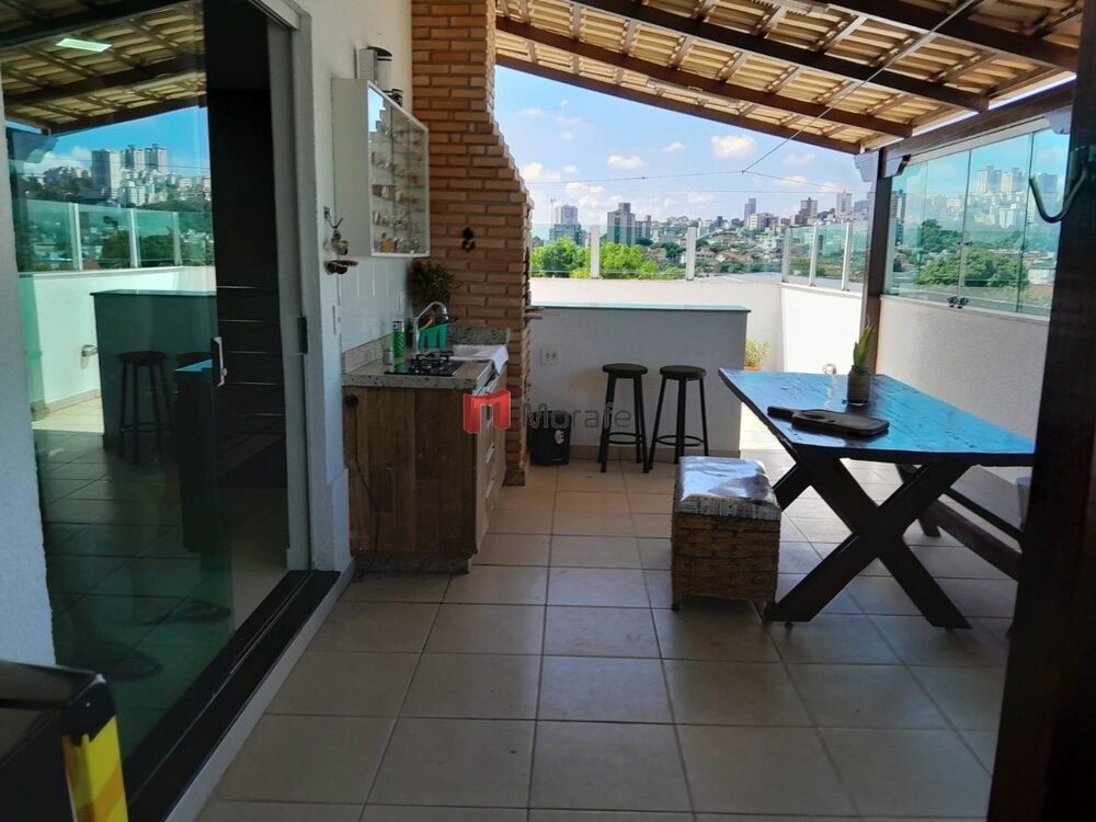 Apartamento para alugar com 3 quartos, 145m² - Foto 2