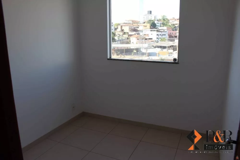 Apartamento à venda com 3 quartos, 62m² - Foto 4