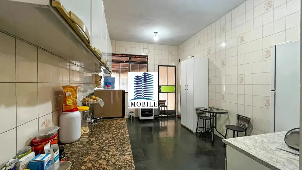 Casa, 4 quartos, 300 m² - Foto 9
