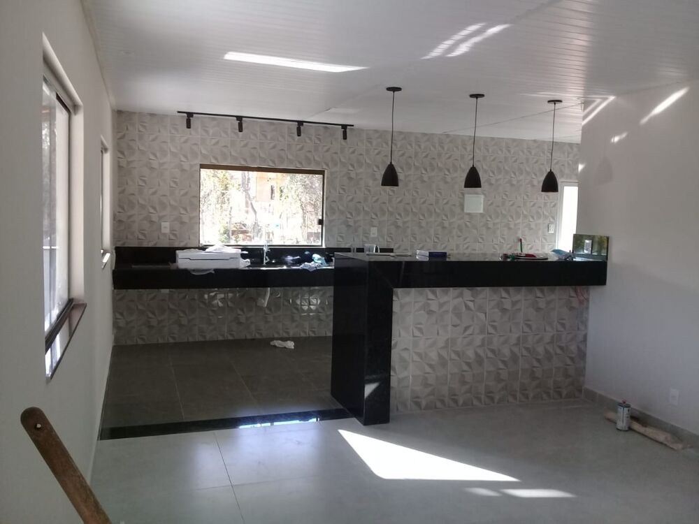 Sítio à venda com 3 quartos, 1000m² - Foto 1
