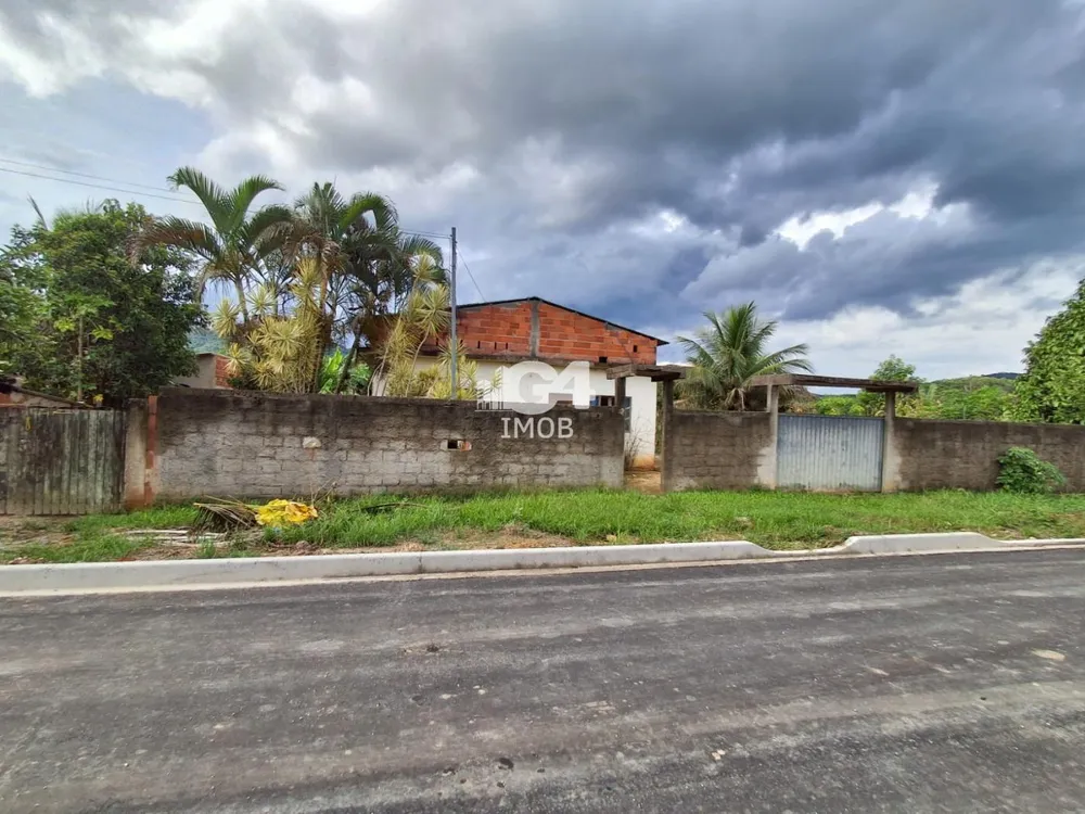 Chácara, 4 quartos, 2000 m² - Foto 1