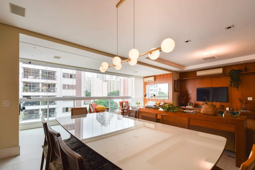 Apartamento, 3 quartos, 262 m² - Foto 2