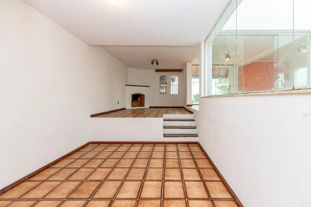 Casa, 4 quartos, 283 m² - Foto 1