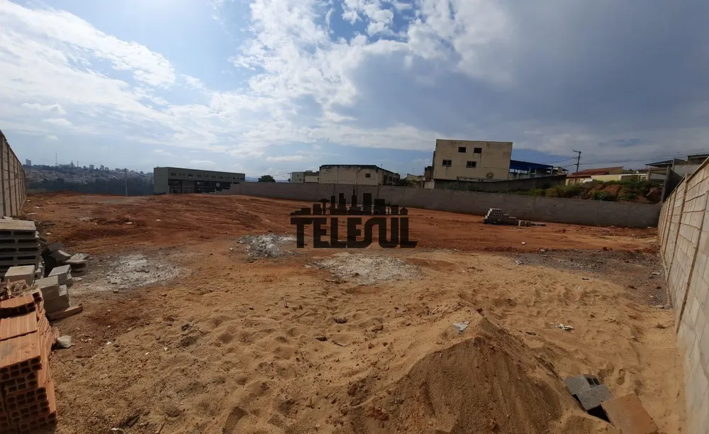Terreno, 1800 m² - Foto 3