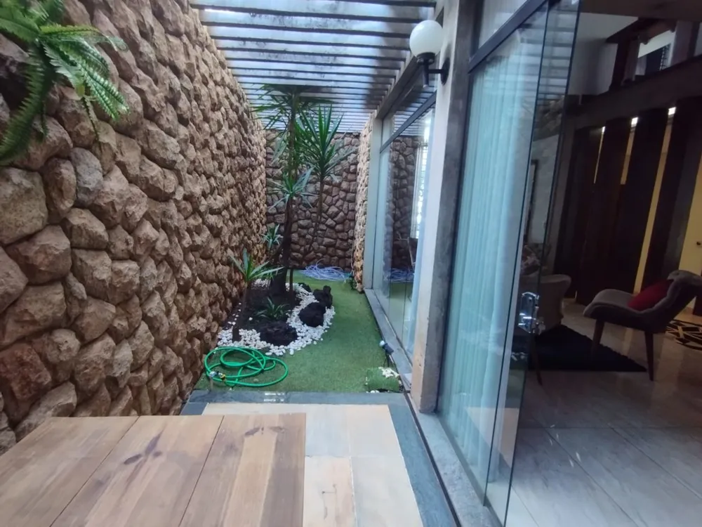Casa, 5 quartos, 310 m² - Foto 4