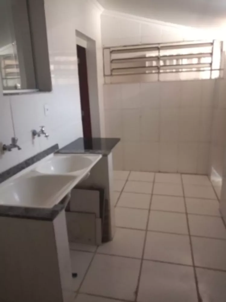 Apartamento à venda com 3 quartos, 114m² - Foto 4