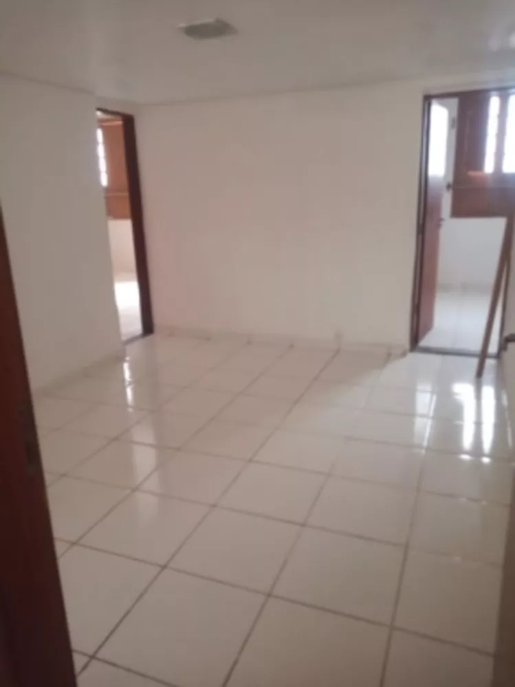 Apartamento à venda com 3 quartos, 114m² - Foto 2