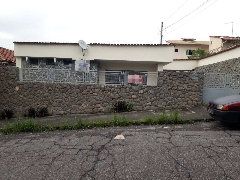 Casa, 5 quartos, 360 m² - Foto 1