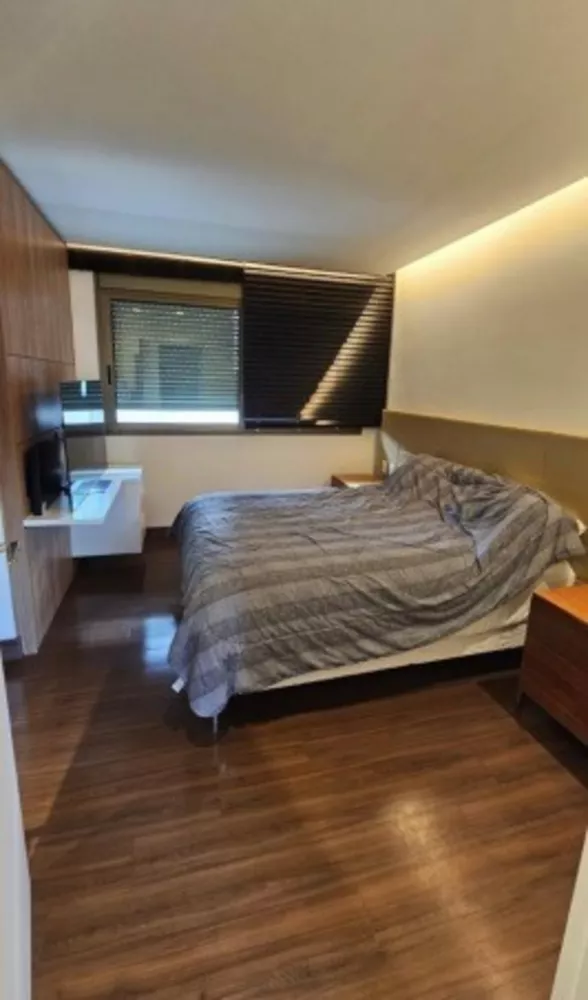 Apartamento à venda com 4 quartos, 247m² - Foto 10