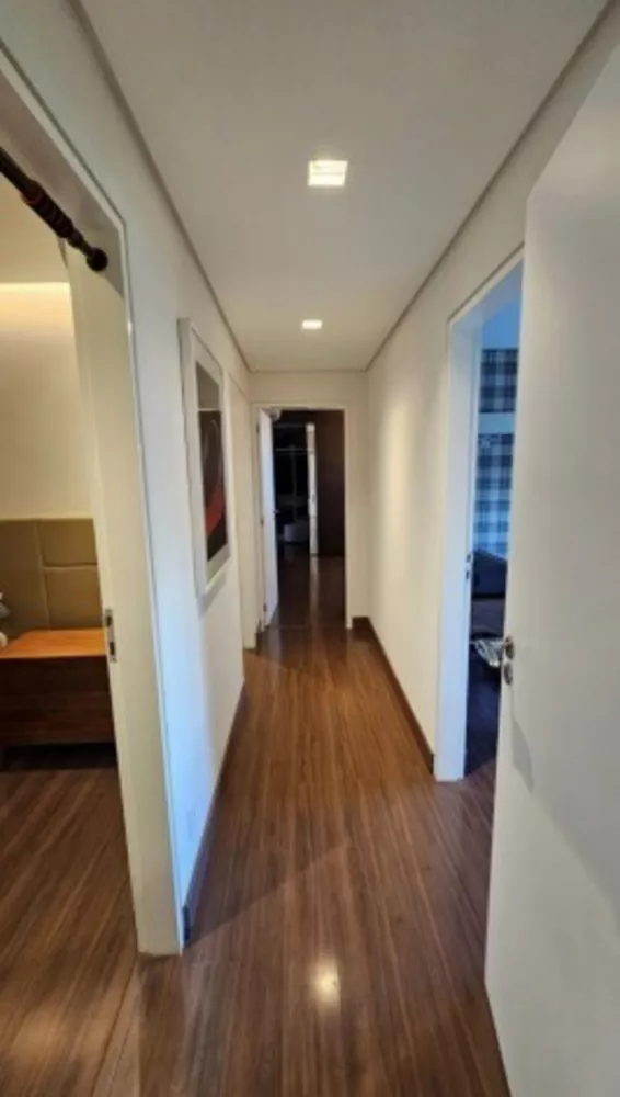 Apartamento à venda com 4 quartos, 247m² - Foto 9