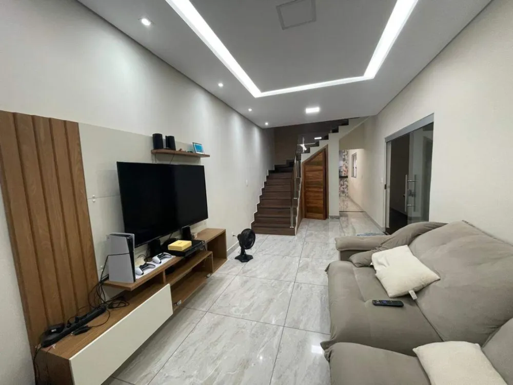 Casa, 4 quartos, 246 m² - Foto 3