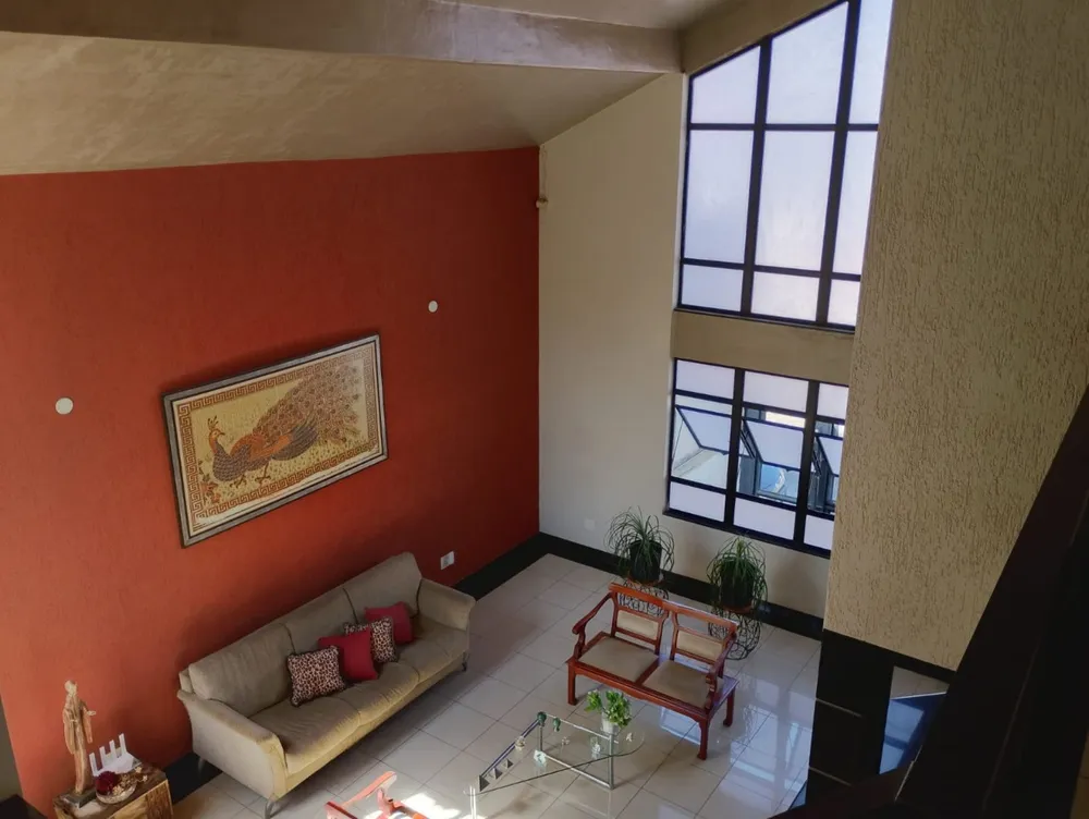 Casa, 5 quartos, 296 m² - Foto 1