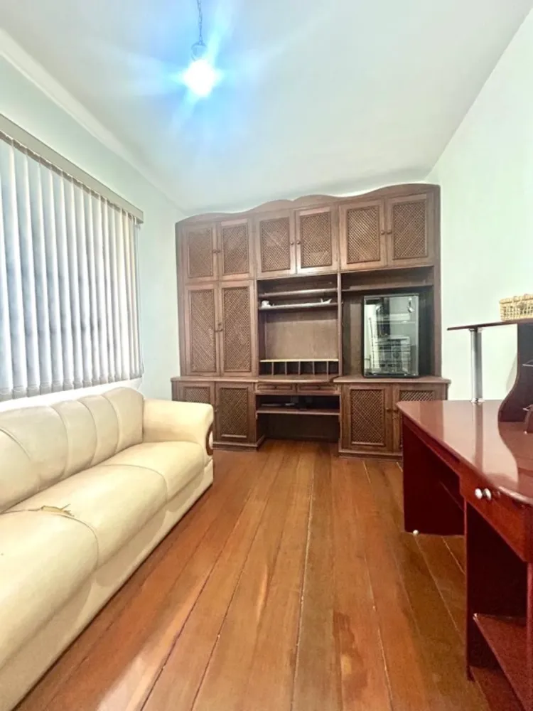 Casa, 5 quartos, 240 m² - Foto 4