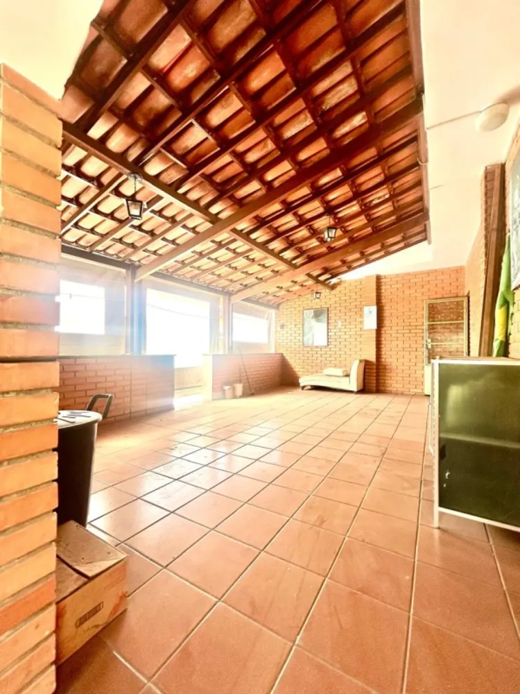Casa, 5 quartos, 240 m² - Foto 10