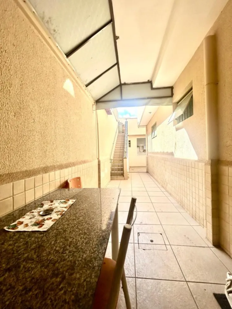 Casa, 5 quartos, 240 m² - Foto 7